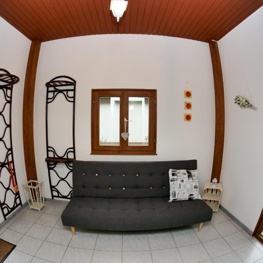 Cseresznyes Apartman Berekfürdő Exterior foto